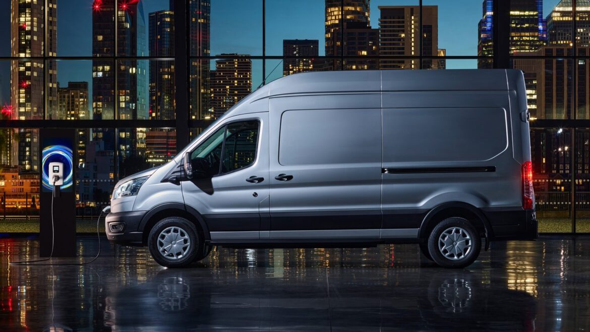 Κριτική Ford E-Transit (2022)