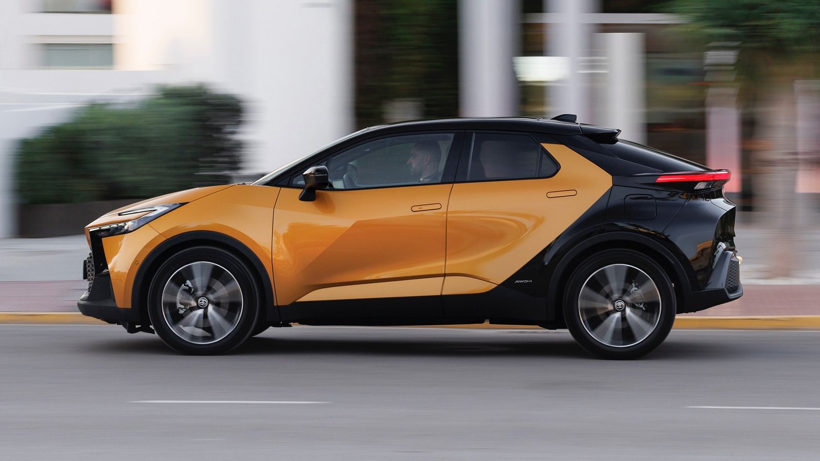 Οδήγηση προφίλ Toyota C-HR